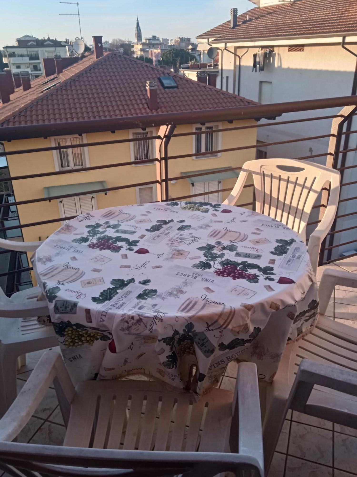 Il Tramonto Apartment Римини Екстериор снимка